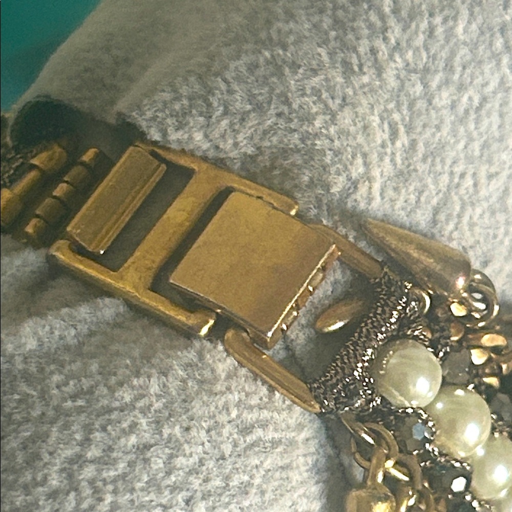 Stella & Dot Edgy Gold Tone Pearl Hematite Encrusted Spike Fringe Bracelet - Picture 3 of 9